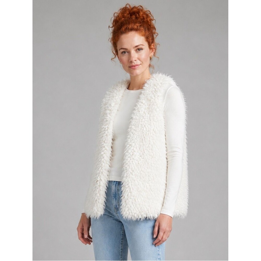 Ambiance White Faux Fur Open Vest Soft Shaggy Sleeveless Jacket Size Small